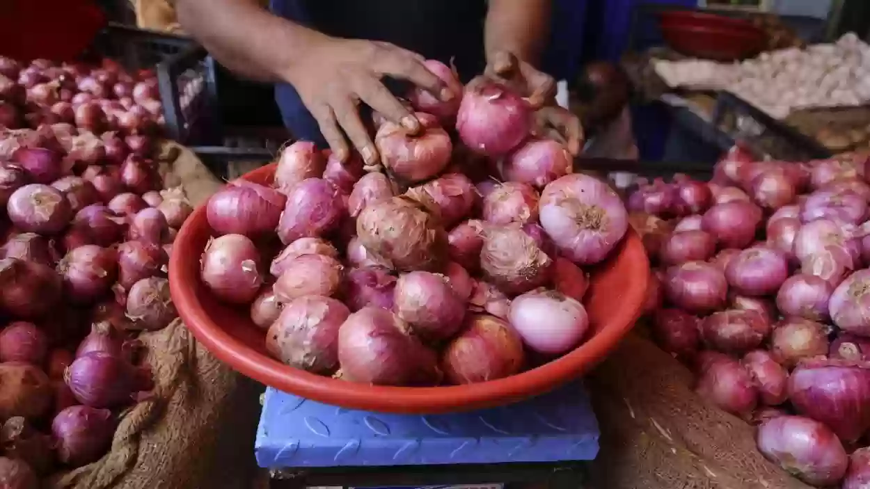 مزارع يوضح أسباب ارتفاع أسعار البصل