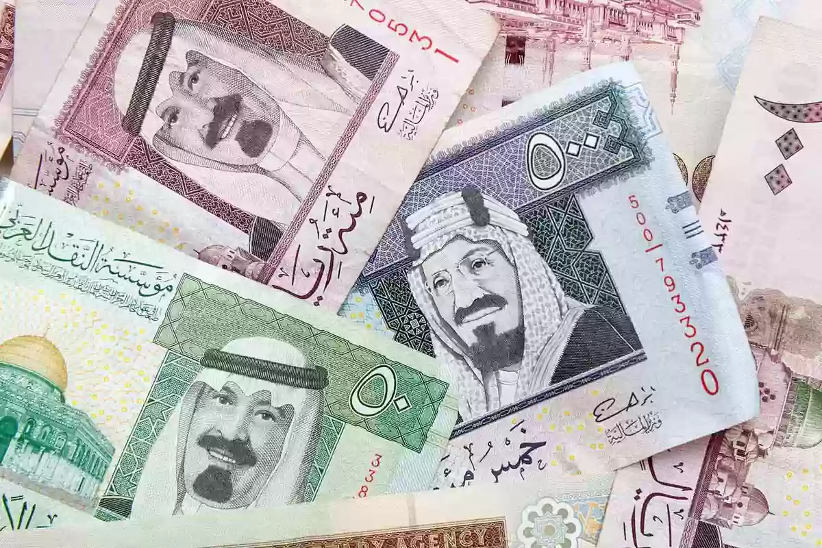 موعد صرف الراتب الشهري في السعودية